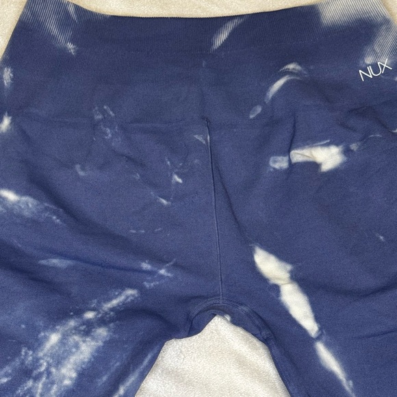 NUX Tie-Dye Leggings – Size L New w/o tag - Picture 3 of 6